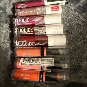 Wet n Wild Megalast and Revlon Colorstay Sealed Lipstick/lipgloss bundle